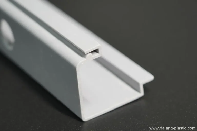 white-plastic-angle-profile