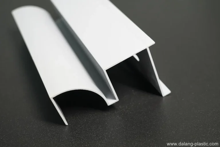 white-plastic-angle-profile_1