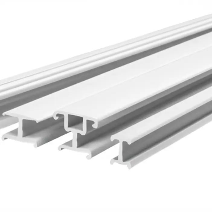 Outdoor-Fence-Connecting-Strips_-UV-Stable-PE-Profiles